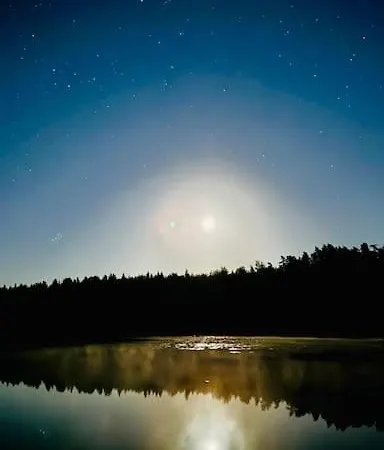 Alpesi faház Uniikki Lomamoekki Maentymetsaessae Jaerven Edustalla Pihtikoski