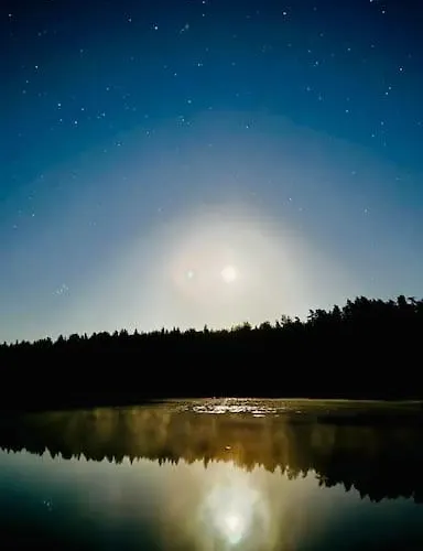 木屋 Uniikki Lomamoekki Maentymetsaessae Jaerven Edustalla Pihtikoski